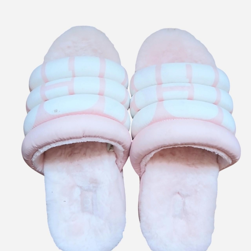 UGG Cozy Pink and White Women's Chunky Slippers